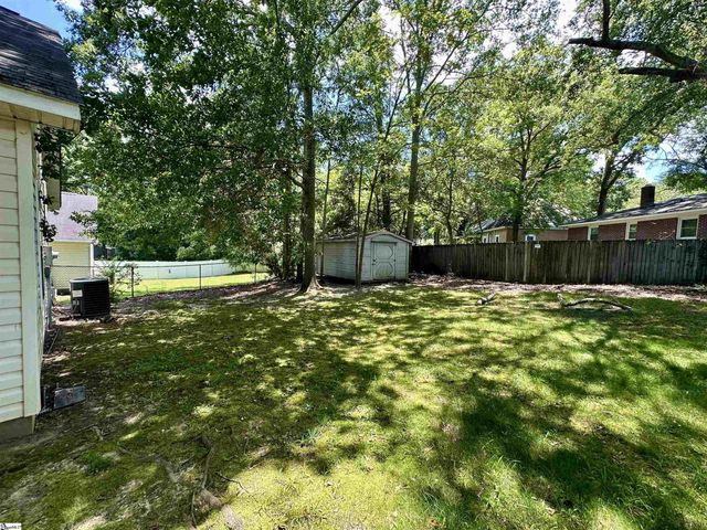 222 South Street, Woodruff, SC 29388