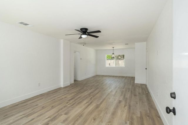 3777 E Olive Avenue, Fresno, CA 93702