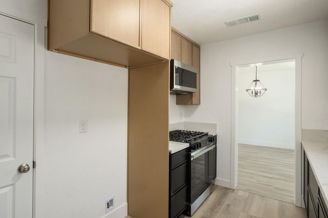 3777 E Olive Avenue, Fresno, CA 93702
