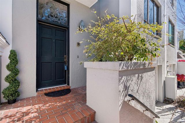 5010 BAYSHORE BOULEVARD 9, Tampa, FL 33611