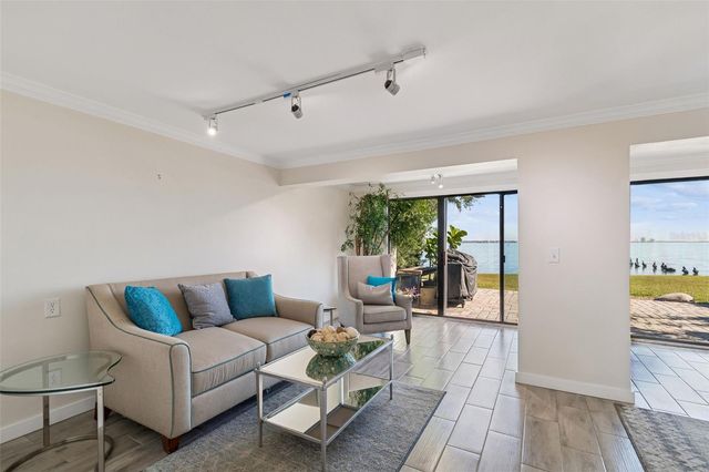 5010 BAYSHORE BOULEVARD 9, Tampa, FL 33611