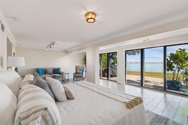 5010 BAYSHORE BOULEVARD 9, Tampa, FL 33611