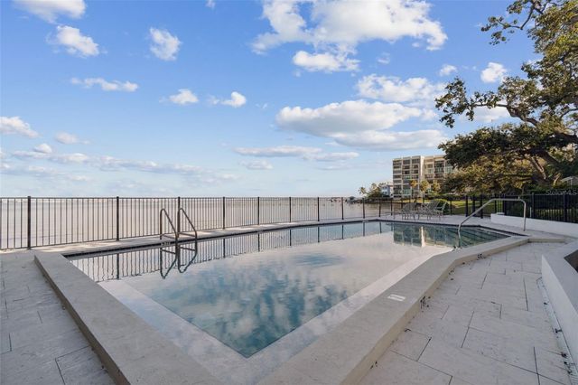 5010 BAYSHORE BOULEVARD 9, Tampa, FL 33611