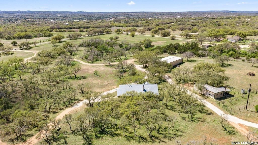 434 W Turner Ct, Johnson City, TX 78636