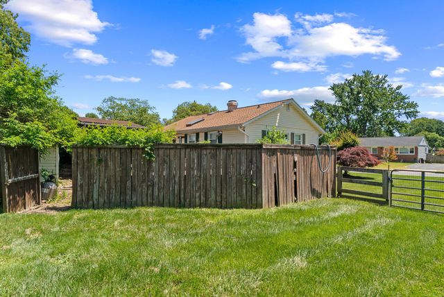 318 HOLLY HILL RD, Reisterstown, MD 21136