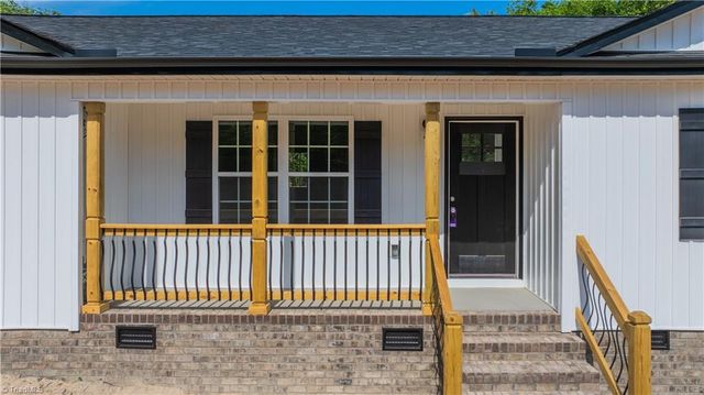 1602 Friendship Ledford Road, Winston-salem, NC 27107
