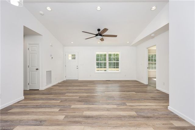1602 Friendship Ledford Road, Winston-salem, NC 27107