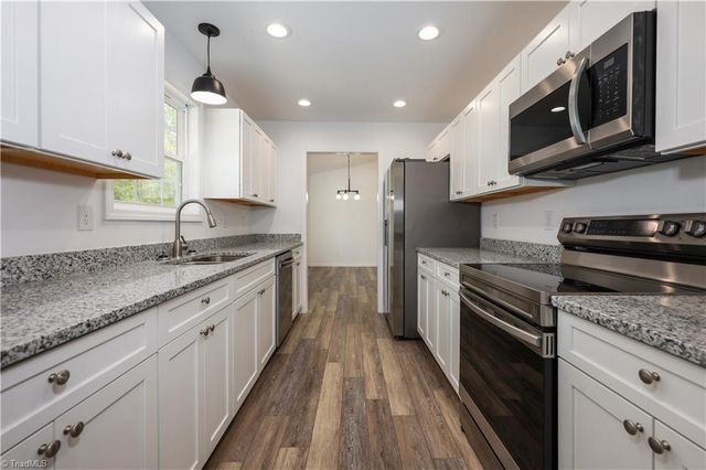 1602 Friendship Ledford Road, Winston-salem, NC 27107