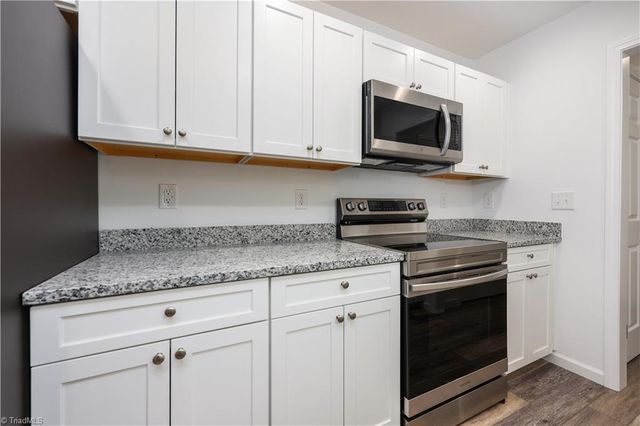 1602 Friendship Ledford Road, Winston-salem, NC 27107
