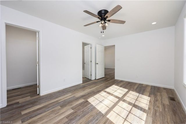 1602 Friendship Ledford Road, Winston-salem, NC 27107