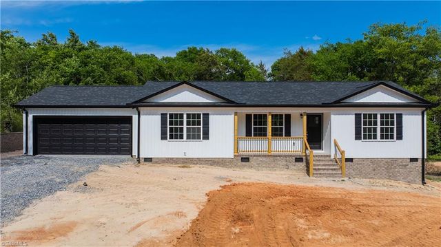 1602 Friendship Ledford Road, Winston-salem, NC 27107