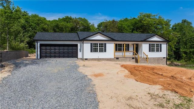 1602 Friendship Ledford Road, Winston-salem, NC 27107