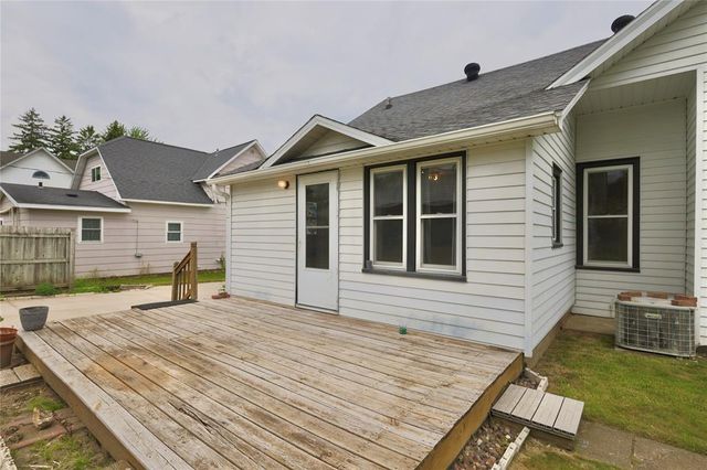 248 E Washington Avenue, Fall Creek, WI 54742