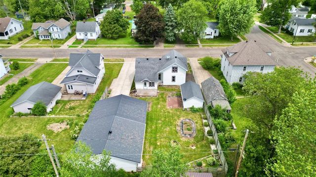 248 E Washington Avenue, Fall Creek, WI 54742