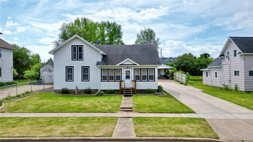 248 E Washington Avenue, Fall Creek, WI 54742