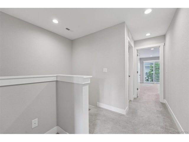 793 Robert St, Longmont, CO 80503