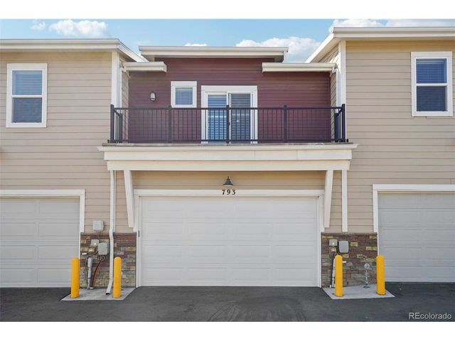 793 Robert St, Longmont, CO 80503