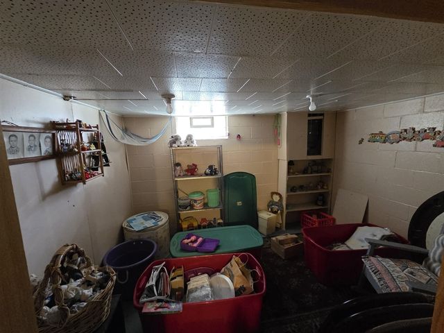 1040 James Avenue, Muskegon, MI 49442