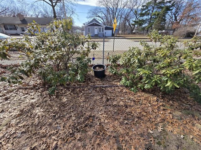 1040 James Avenue, Muskegon, MI 49442