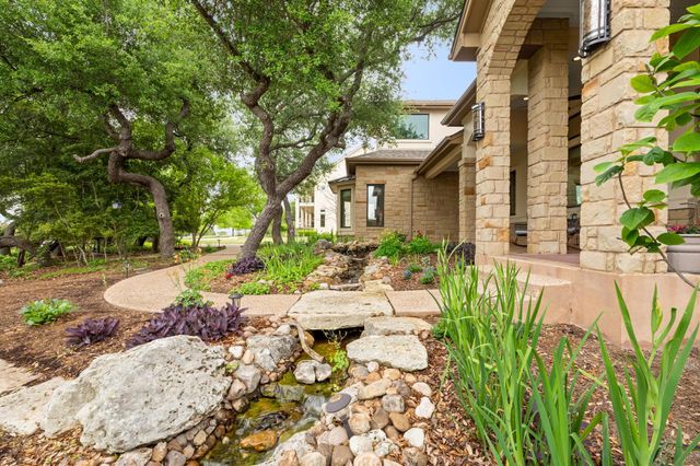 8815 Blazyk DR, Austin, TX 78737