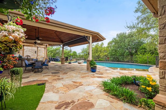 8815 Blazyk DR, Austin, TX 78737