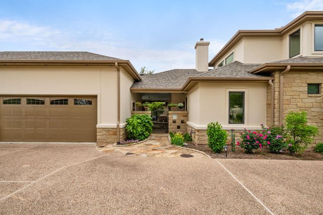 8815 Blazyk DR, Austin, TX 78737
