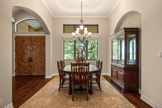 8815 Blazyk DR, Austin, TX 78737