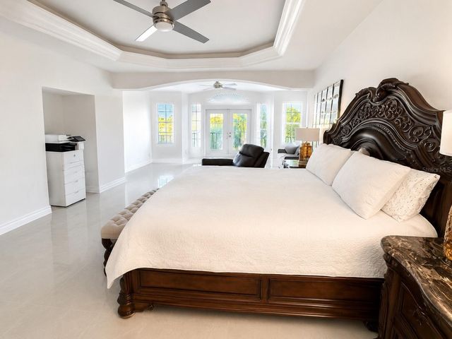 452 BATH CLUB BOULEVARD N, North Redington Beach, FL 33708