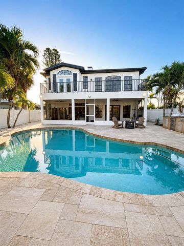 452 BATH CLUB BOULEVARD N, North Redington Beach, FL 33708