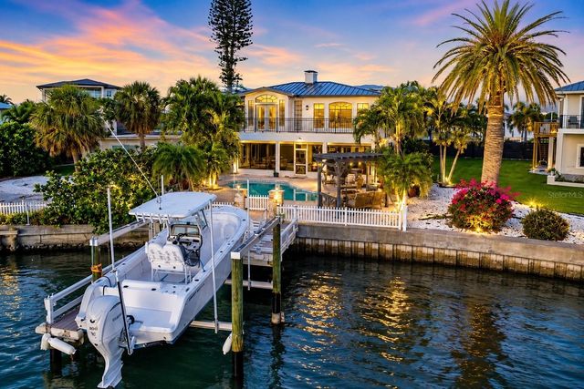 452 BATH CLUB BOULEVARD N, North Redington Beach, FL 33708