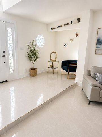 452 BATH CLUB BOULEVARD N, North Redington Beach, FL 33708