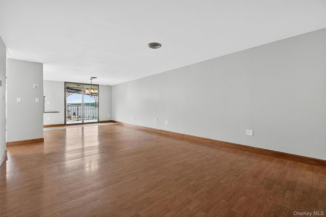 2 Park Place B1D, Newburgh, NY 12550