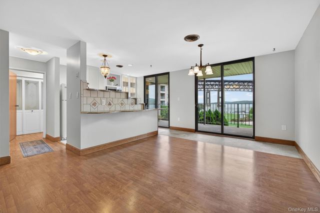 2 Park Place B1D, Newburgh, NY 12550