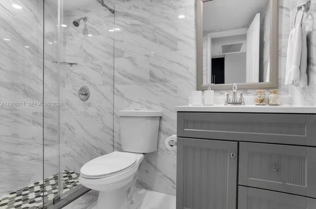 19201 Collins Ave 440, Sunny Isles Beach, FL 33160