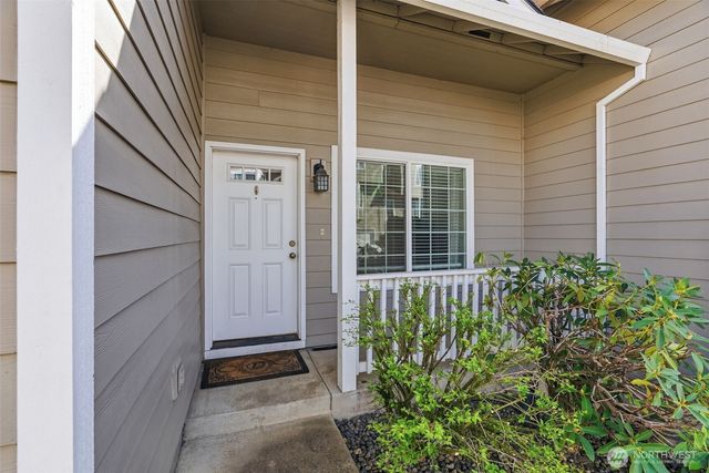 722 NW Meadow Ridge Lane, Camas, WA 98607