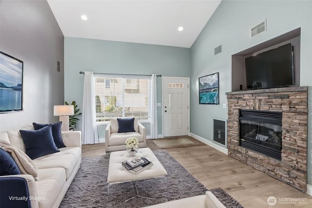 722 NW Meadow Ridge Lane, Camas, WA 98607