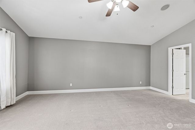 722 NW Meadow Ridge Lane, Camas, WA 98607