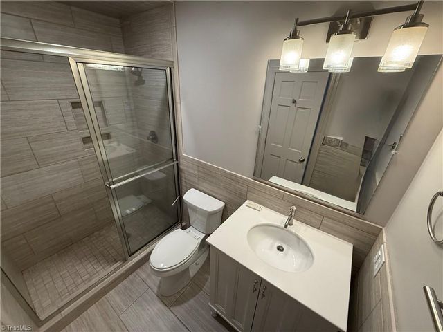 318 Hanover Arms Court, Winston-salem, NC 27104