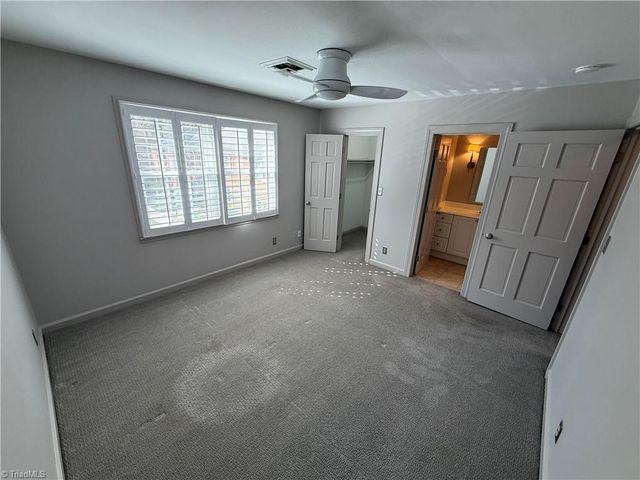 318 Hanover Arms Court, Winston-salem, NC 27104