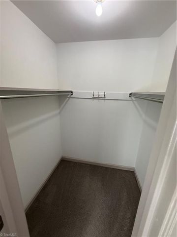 318 Hanover Arms Court, Winston-salem, NC 27104