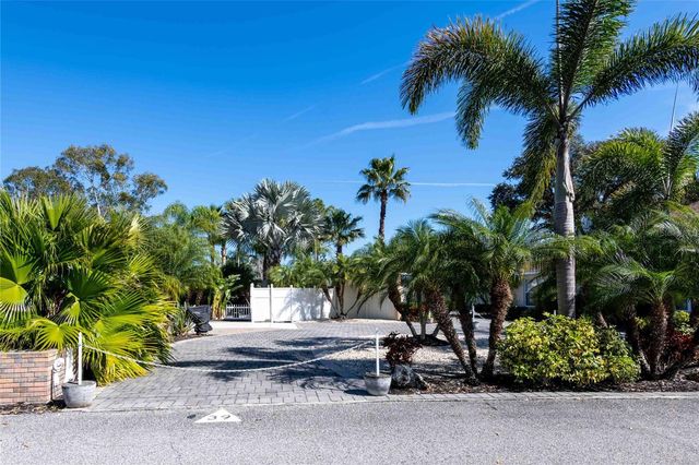 20300 LEONARD ROAD 39, Lutz, FL 33558