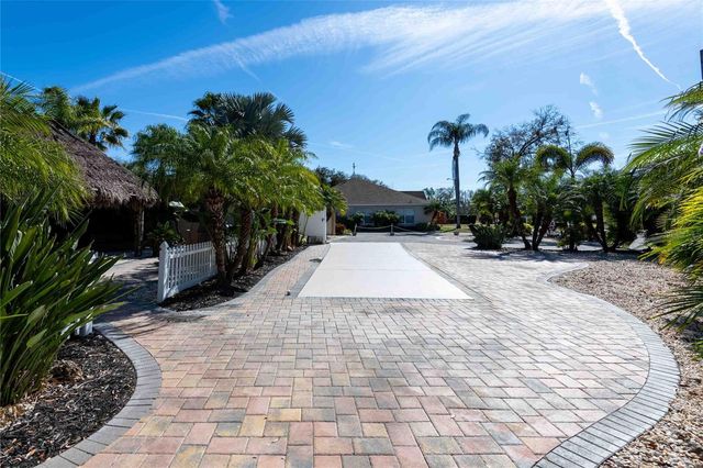 20300 LEONARD ROAD 39, Lutz, FL 33558