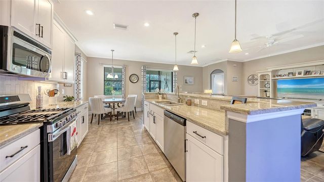 8143 36TH STREET E, Sarasota, FL 34243