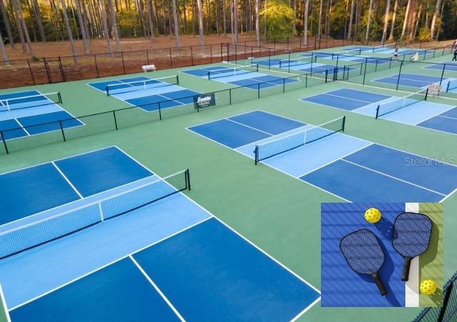 8143 36TH STREET E, Sarasota, FL 34243