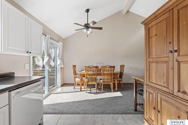 1203 Rawhide Road, Papillion, NE 68046