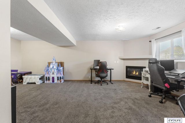 1203 Rawhide Road, Papillion, NE 68046