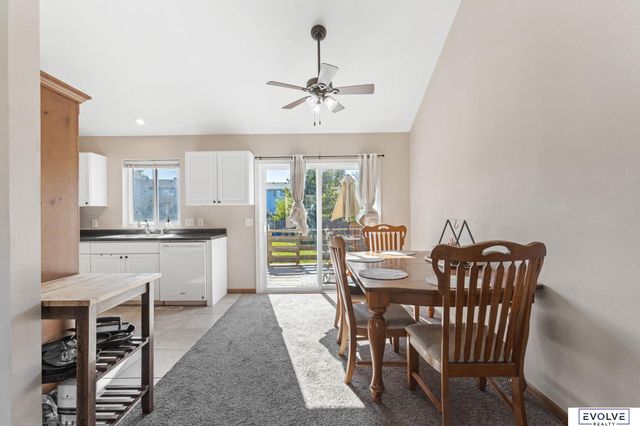 1203 Rawhide Road, Papillion, NE 68046