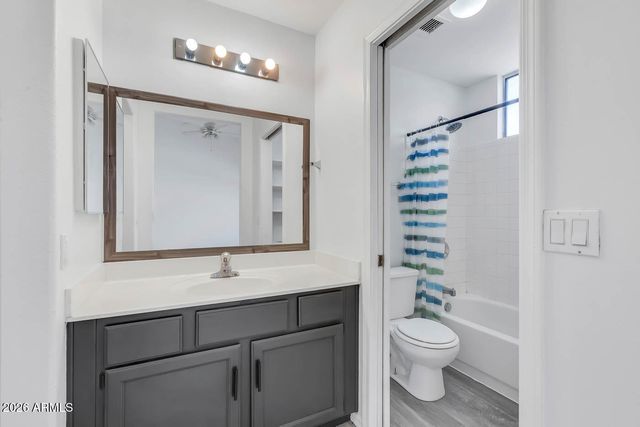 500 N ROOSEVELT Avenue 40, Chandler, AZ 85226