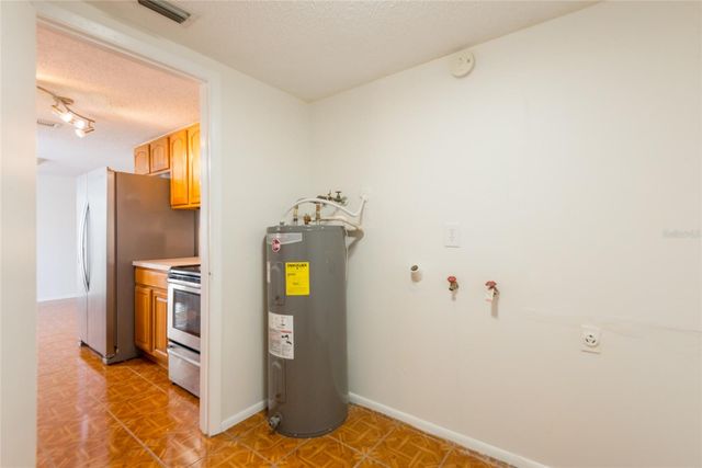 5815 S 1ST STREET, Tampa, FL 33611