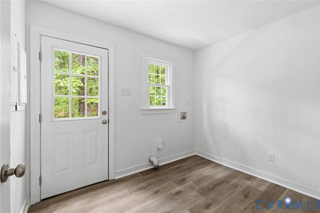10731 Spring Run Rd, Chesterfield, VA 23832